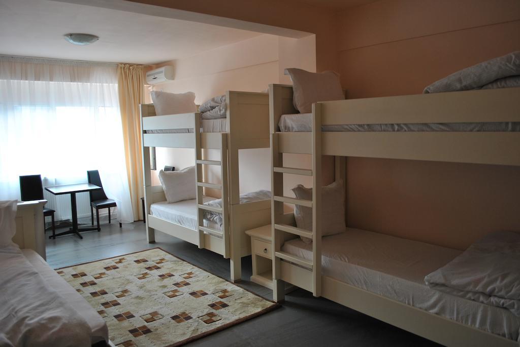 Vogue Hostel Bucureşti Phòng bức ảnh