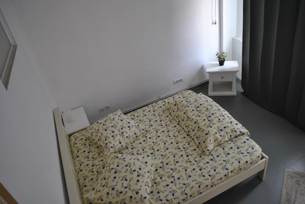 Vogue Hostel Bucureşti Ngoại thất bức ảnh